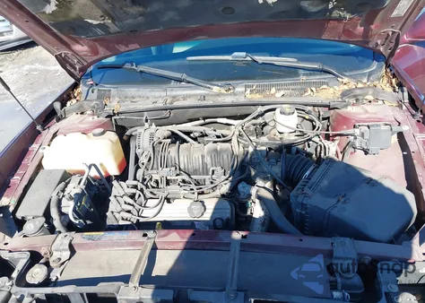 2005 Buick Lesabre Custom from USA, damaged, VIN 1G4HP52K85U133174